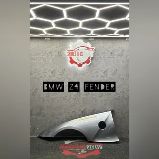 BMW Z4 Fender for sale