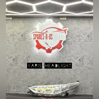 Yaris Headlight for sale