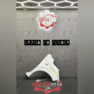 Grand i10 Fender for sale