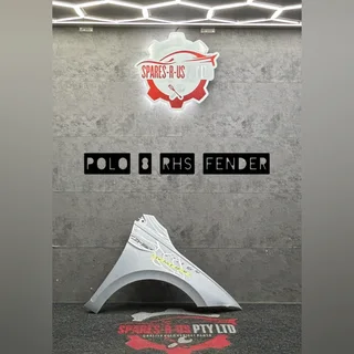 Polo 8 RHS Fender for sale