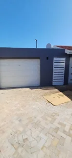 House - Ad posted by Momentum Real Estate