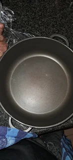 Pots - Ad posted by Shahil Deeplaul