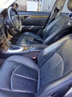 2004 Mercedes-Benz e320