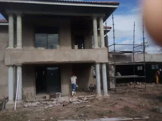 We Professional Building Boundary Walls Plastering And Painting Renovation Service 0695052989.