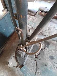 HEAVY DUTY HYDRAULIC JACK