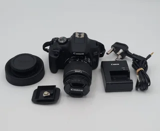 Canon Eos2000d + Efs 18-55Mm F/3.5-5.6 Is Ii Lens + Charger