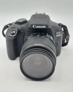Canon Eos2000d &#43; Efs 18-55Mm F/3.5-5.6 Is Ii Lens &#43; Charger