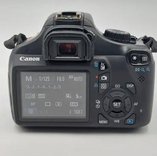 Canon Eos 1100D With Efs 18-55Mm Lens
