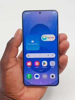 Samsung Galaxy S25 Smartphone