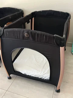 Chelino Camp Cot with Matt