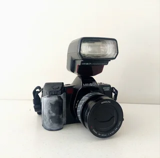 Minolta Dynax 7000i Camera