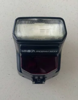 Minolta Dynax 7000i Camera