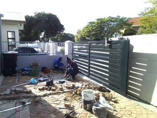 Aluminium Driveway and pedestrian gates and Fencing