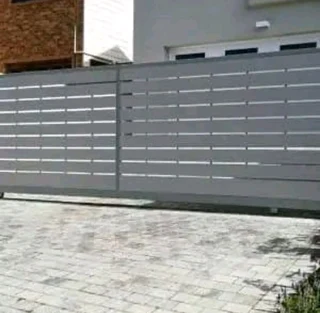 Automated sliding gates and fencing