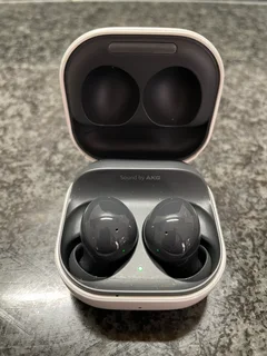 Samsung Galaxy Buds 2 – Excellent Condition &#43; Original &#43; Box &#43; nego