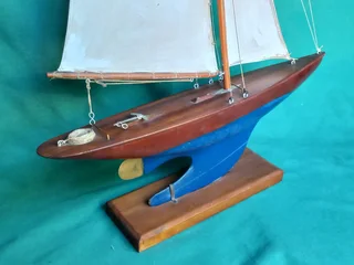 Model Yacht