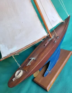 Model Yacht