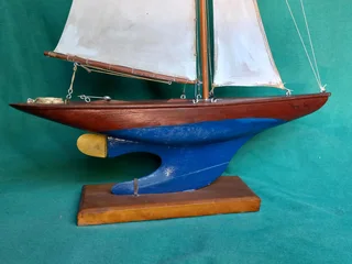 Model Yacht