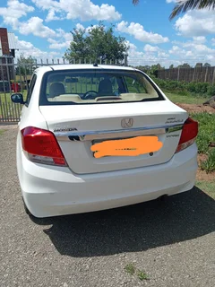 2014 Honda Amaze Sedan