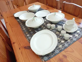Dinerware dishes