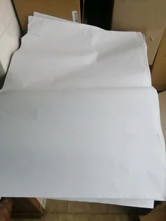 PAPER ADHESIVE MATT YELLOW,GREEN, Roll W 800mmx 1000mm, IDEALLY FOR COVERING OF SCHOOL BOOKS.PLACA