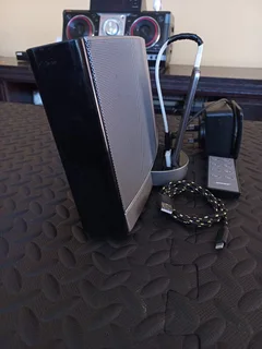 Bose SoundDock Speaker with Free iPod Touch 4th Generation