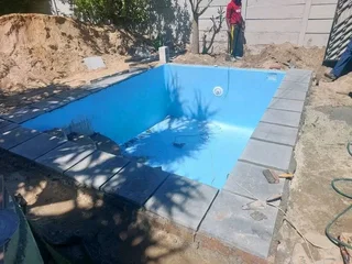 FIBREGLASS SHELL POOLS