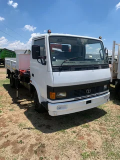 2016 Tata 809 Dropside Tipper With Crane