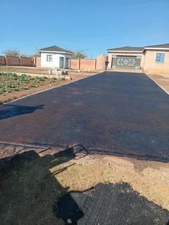 Tar and paving