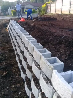 Returning wall and landscaping