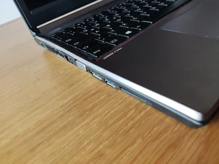 Notebook Fujitsu E754