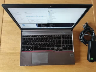 Notebook Fujitsu E754