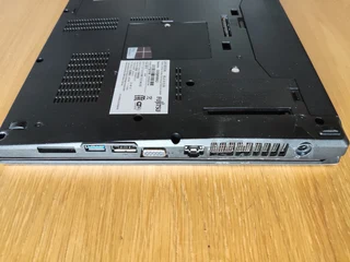 Notebook Fujitsu E754