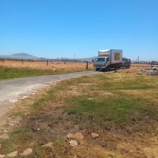 Daihatsu delta 4 tons R80000 operates weekly