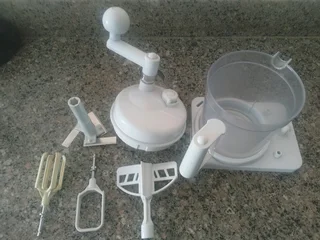 Relocating Items to go Couch Airfryer Dishes Pots etc. see pics much more. Overport Sayed 0817176484