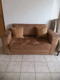 Relocating All to go From R50 Pots couch dishes glassware etc. Overport Sayed 0817176484
