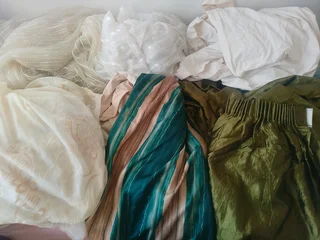 Relocating All to go From R50 Pots couch dishes glassware etc. Overport Sayed 0817176484