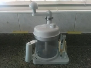 Relocating All to go From R50 Pots couch dishes glassware etc. Overport Sayed 0817176484