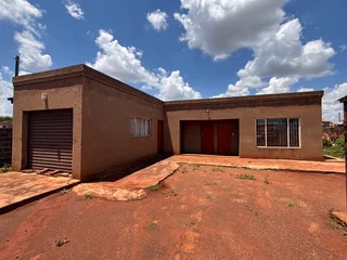 Propert for Sale in GaRankuwa Extension 14