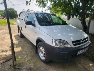 2010 corsa gamma 1.4 base