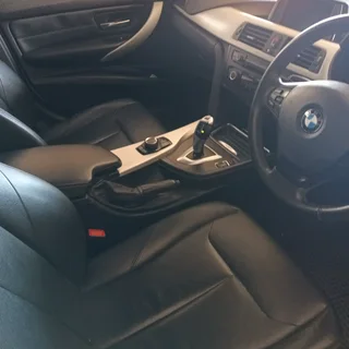 2013 BMW 3 Series Sedan