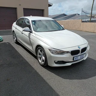 2013 BMW 3 Series Sedan