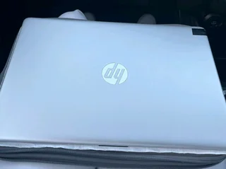 HP Ryzen 5 Laptop