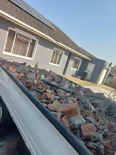 Garden Waste,Rubble and Furniture Removal Services