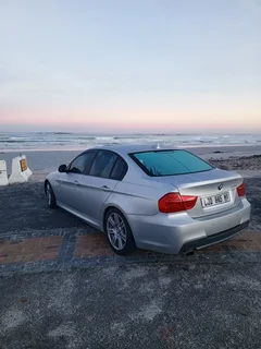 2011 BMW 3 Series Sedan