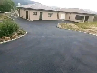 Tarring  and Paving services