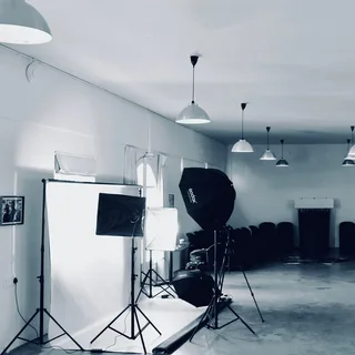 PHOTOGRAPHY STUDIO | FOR HIRE