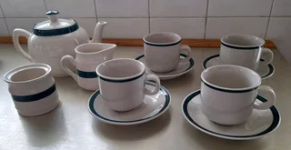 Green and Cream Tea Set