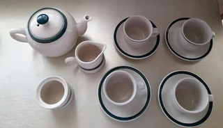 Green and Cream Tea Set
