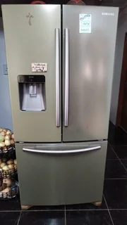 Fridge and freezer repairs onsite